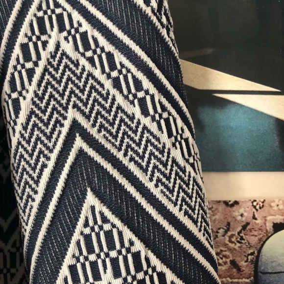 XL Aztec Joe B Skirt - Picture 3 of 4